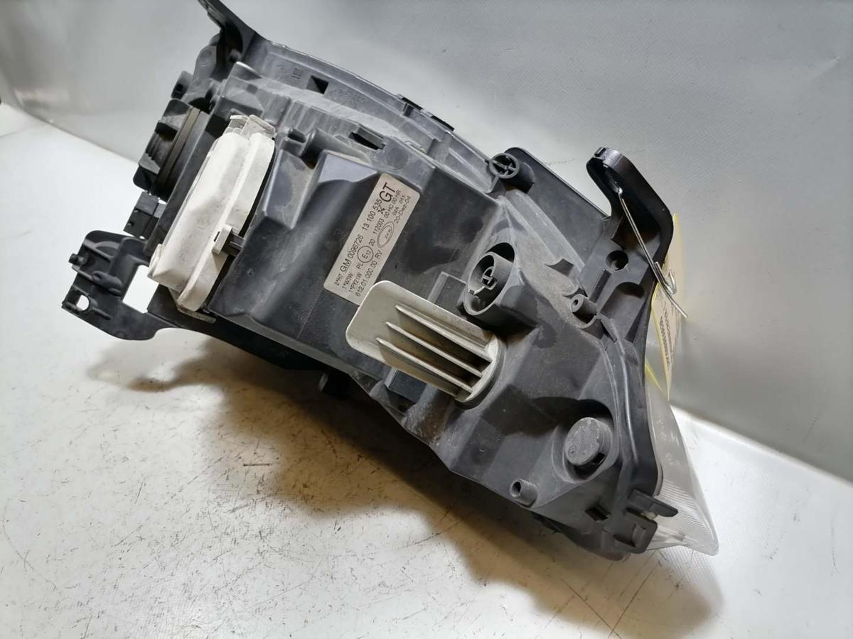 Opel Corsa C original Scheinwerfer links Halogen Elipsoid Linse Bj.2005